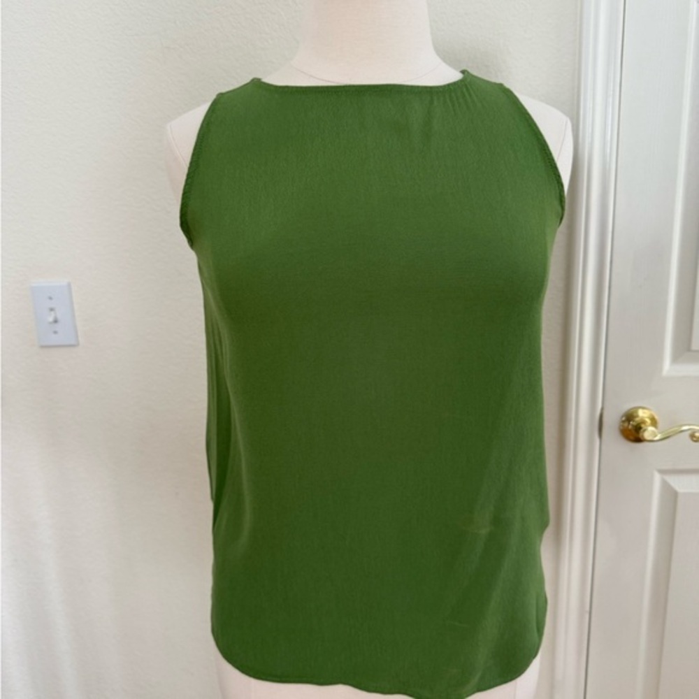 Lime Green Sleeveless Women's Top - Picture 1 of 5